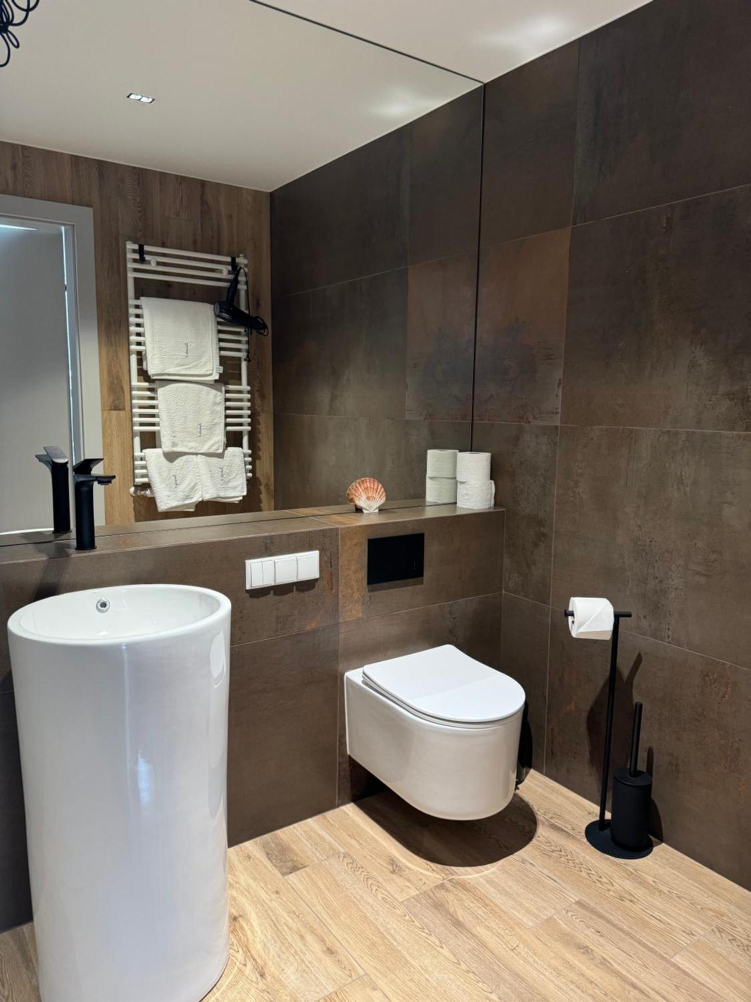 Zurawia 18.11 Apartment Kolobrzeg Ngoại thất bức ảnh